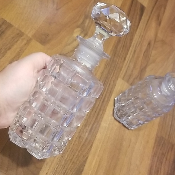 Vintage Cut Crystal Decanters, set of 2 Two - Picture 3 of 16